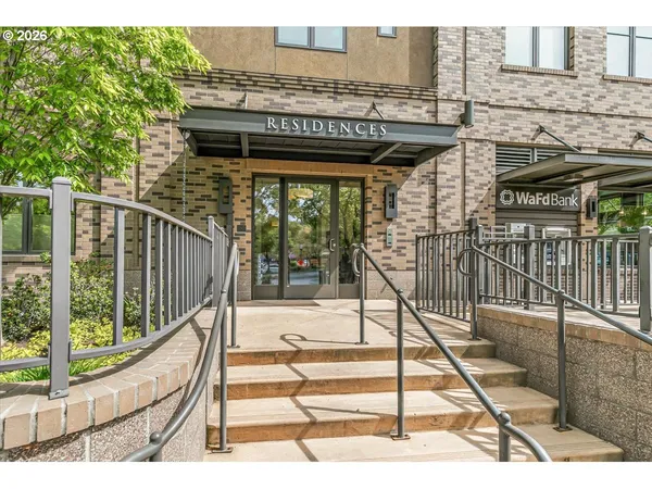 $855,000 | 175 Lithia Way, Unit 303, Ashland, OR 97520