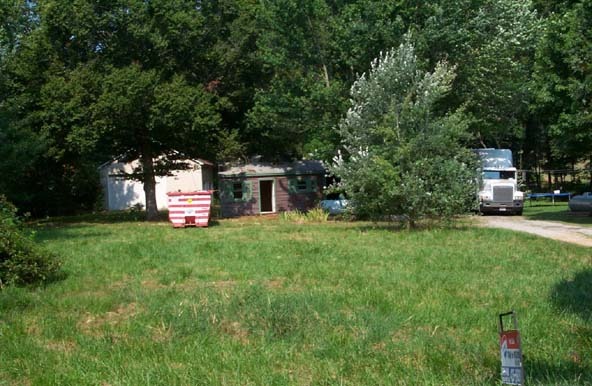 10608 Barricks Road Louisville, KY 40229 - Photo 1 of 1 Primary Photo