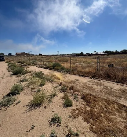 $172,000 | 6589 Fremontia Road, Oak Hills, CA 92344