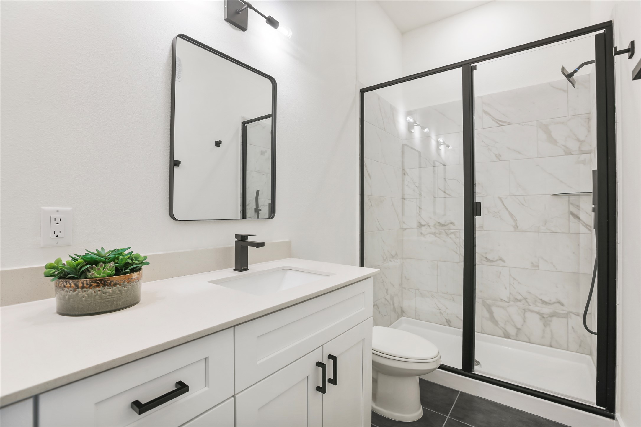 1811 Webberville Road, Unit 1209 Austin, TX 78721 - Photo 17 of 27