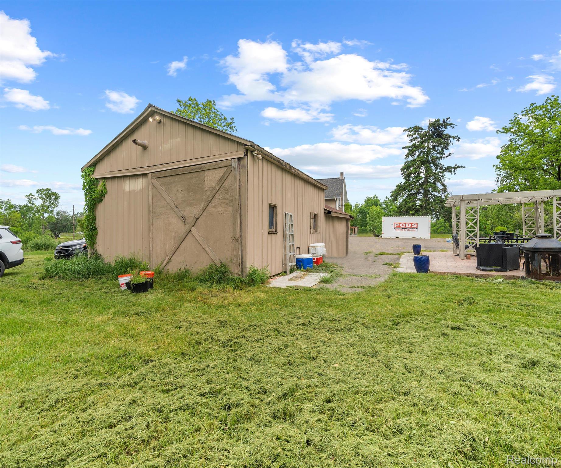 58085 9 Mile Road South Lyon, MI 48178 - Photo 14 of 49 Gallery Image 14