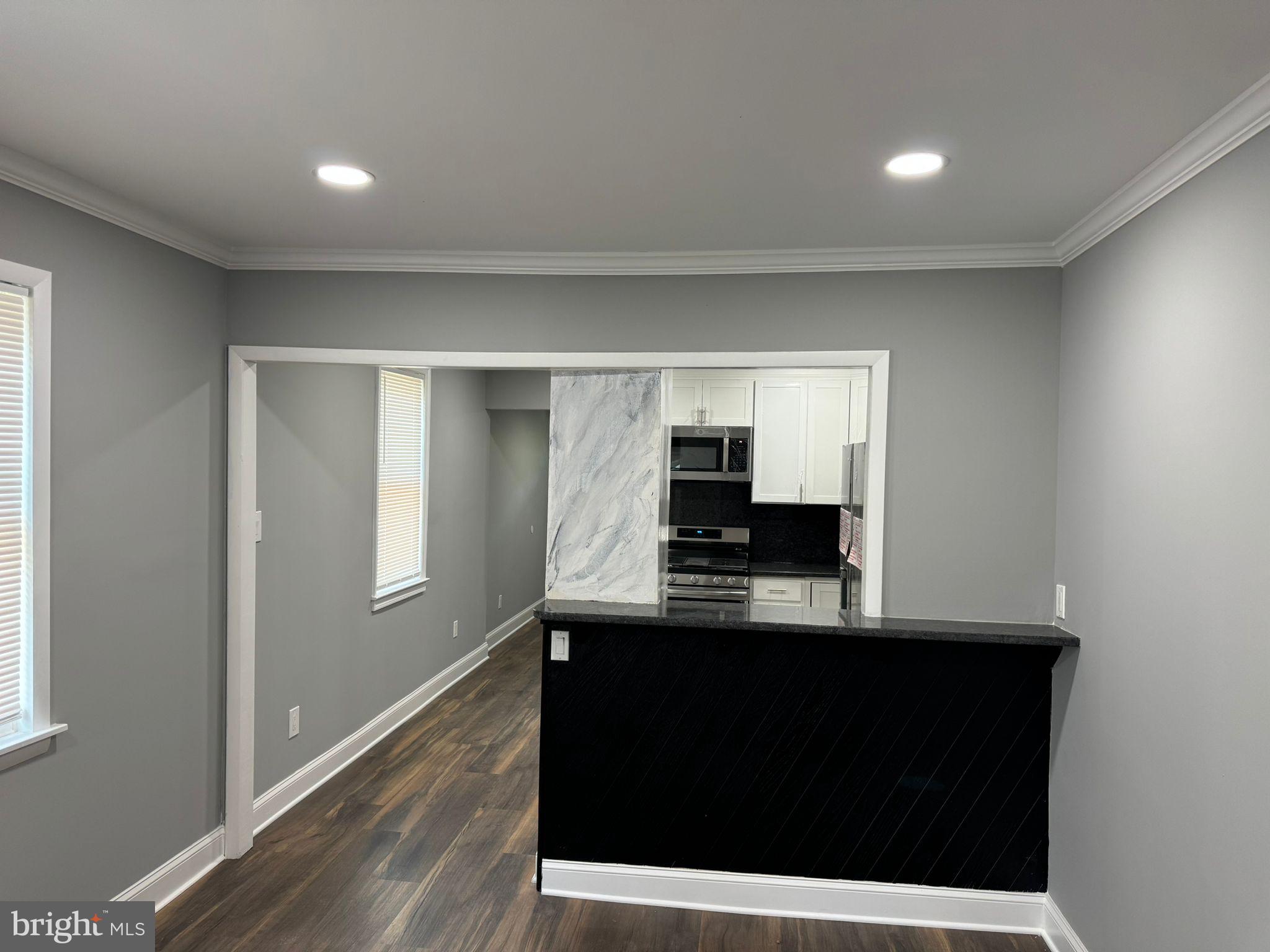 982 Klockner Road Hamilton, NJ 08619 - Photo 3 of 20