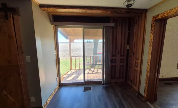 $349,000 | 8807 South 200 East, Ridgeville, IN 47380