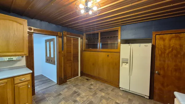 $349,000 | 8807 South 200 East, Ridgeville, IN 47380