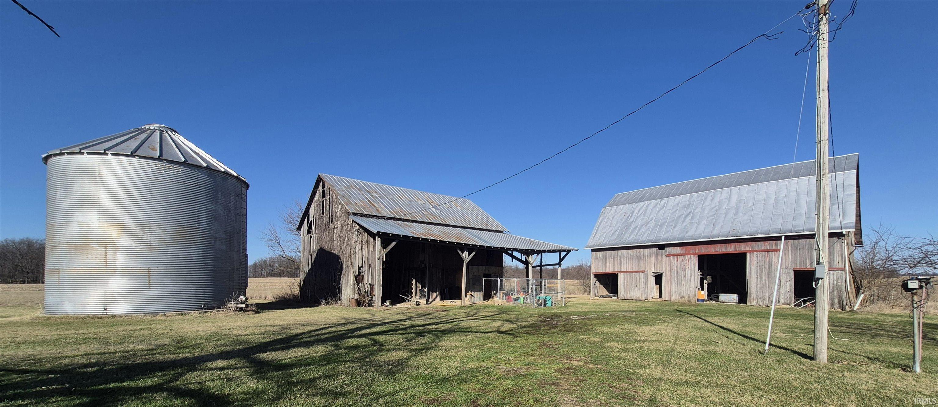 8807 South 200 East Ridgeville, IN 47380 - Photo 7 of 30