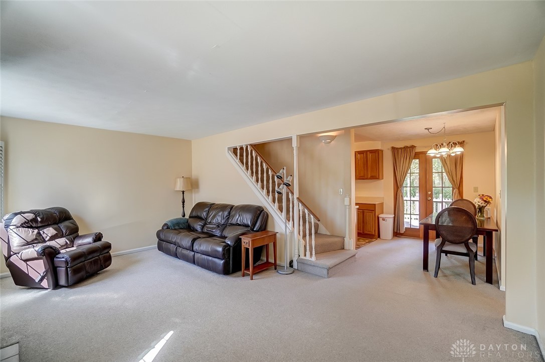 127 North Bromfield Road Kettering, OH 45429 - Photo 7 of 33 Gallery Image 7