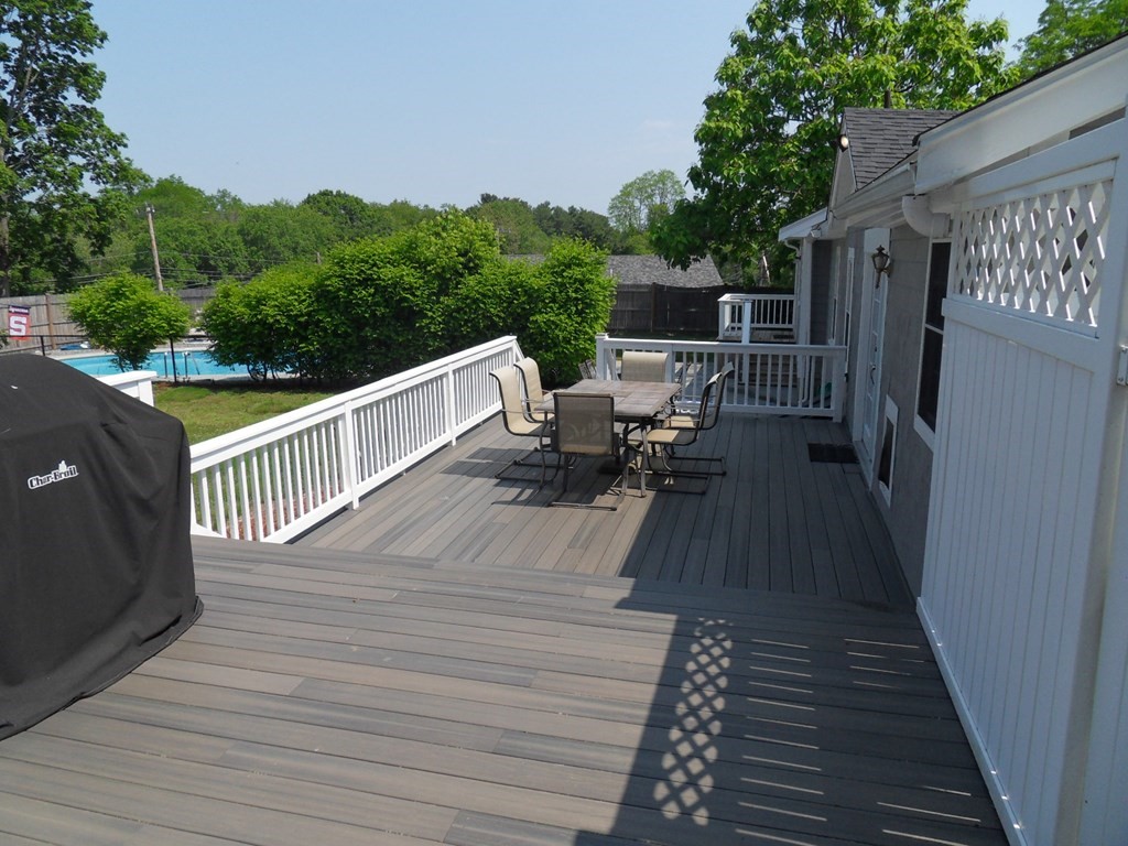 27 Forge Road Assonet, MA 02702 - Photo 4 of 34 Gallery Image 4