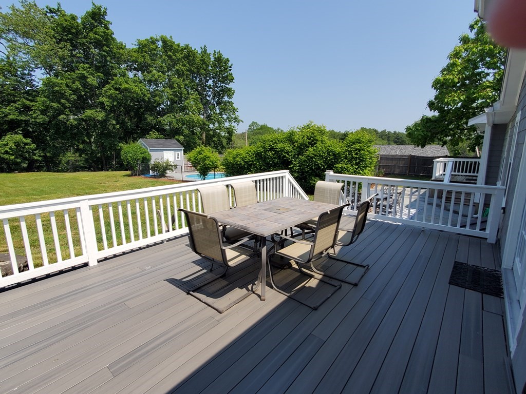 27 Forge Road Assonet, MA 02702 - Photo 8 of 34 Gallery Image 8