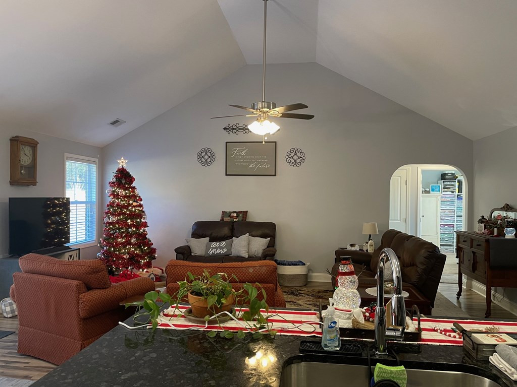 1695 North Kings Highway Dalzell, SC 29040 - Photo 4 of 15 Gallery Image 4