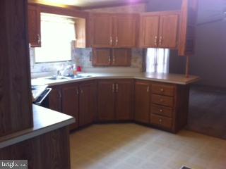 180 Weidler Lane Lititz, PA 17543 - Photo 3 of 23 Gallery Image 3
