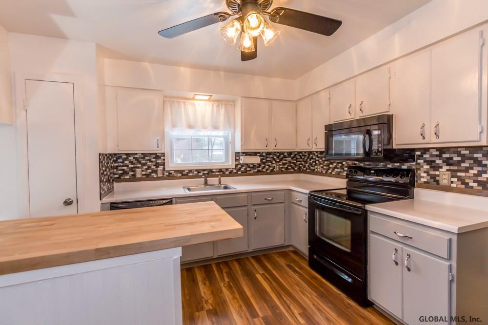 90 Jefferson Road Bethlehem, NY 12077 - Photo 8 of 25 Photo 8