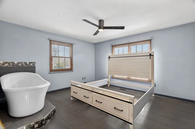 $330,000 | 364 West Anndon Street, Braidwood, IL 60408