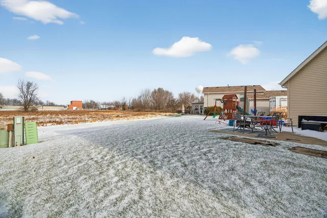 $330,000 | 364 West Anndon Street, Braidwood, IL 60408