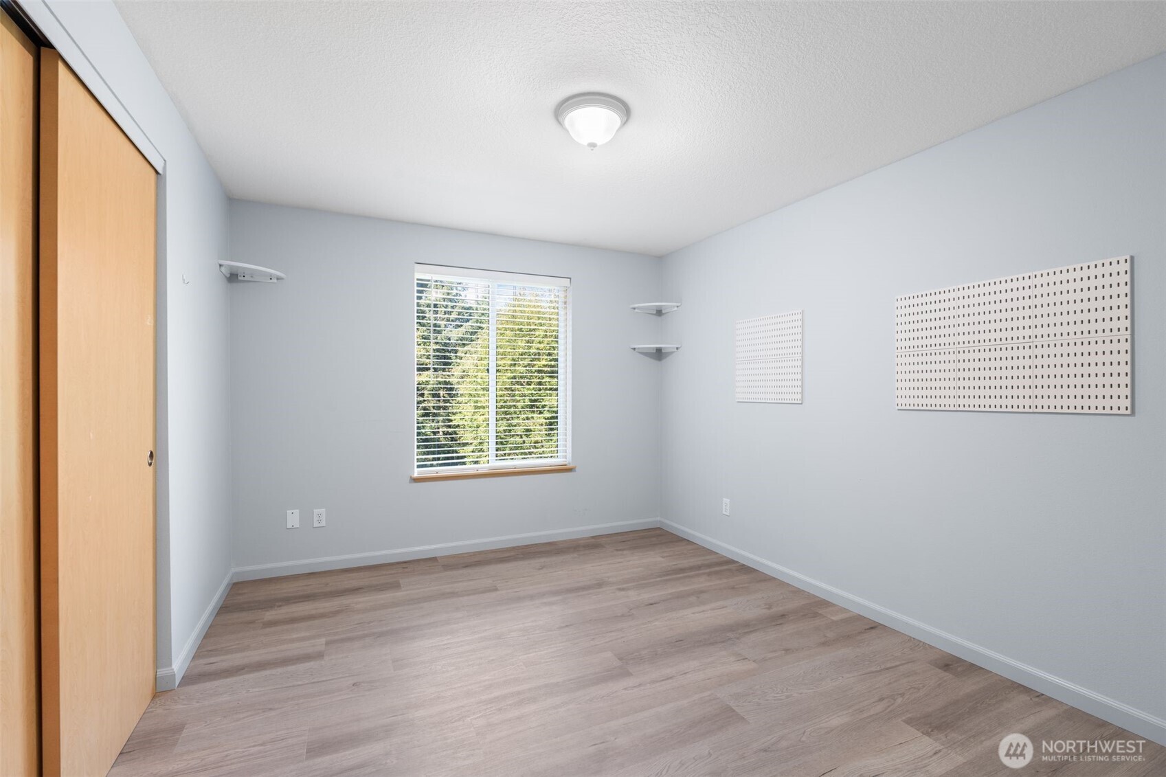 410 Vivian Road Kalama, WA 98625 - Photo 24 of 39 Gallery Image 24
