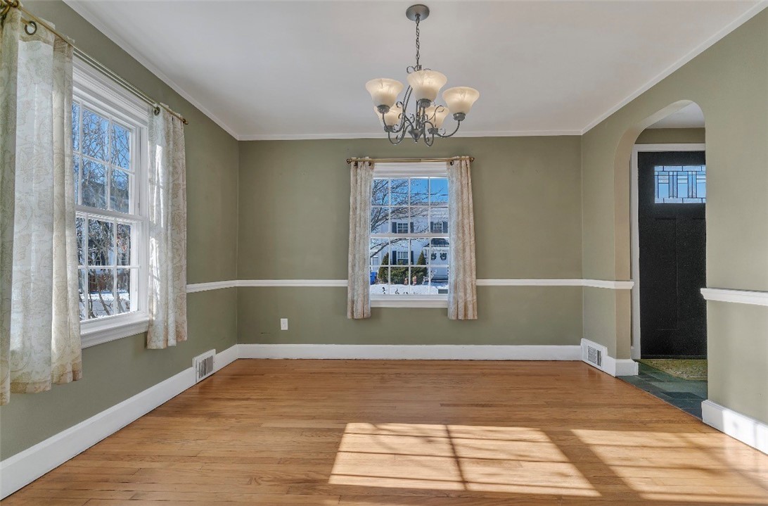 174 Littlefield Street Pawtucket, RI 02861 - Photo 12 of 24