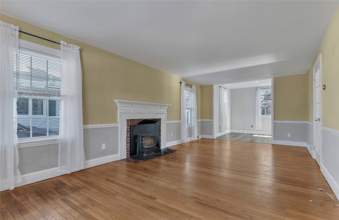 174 Littlefield Street Pawtucket, RI 02861 - Photo 4 of 24