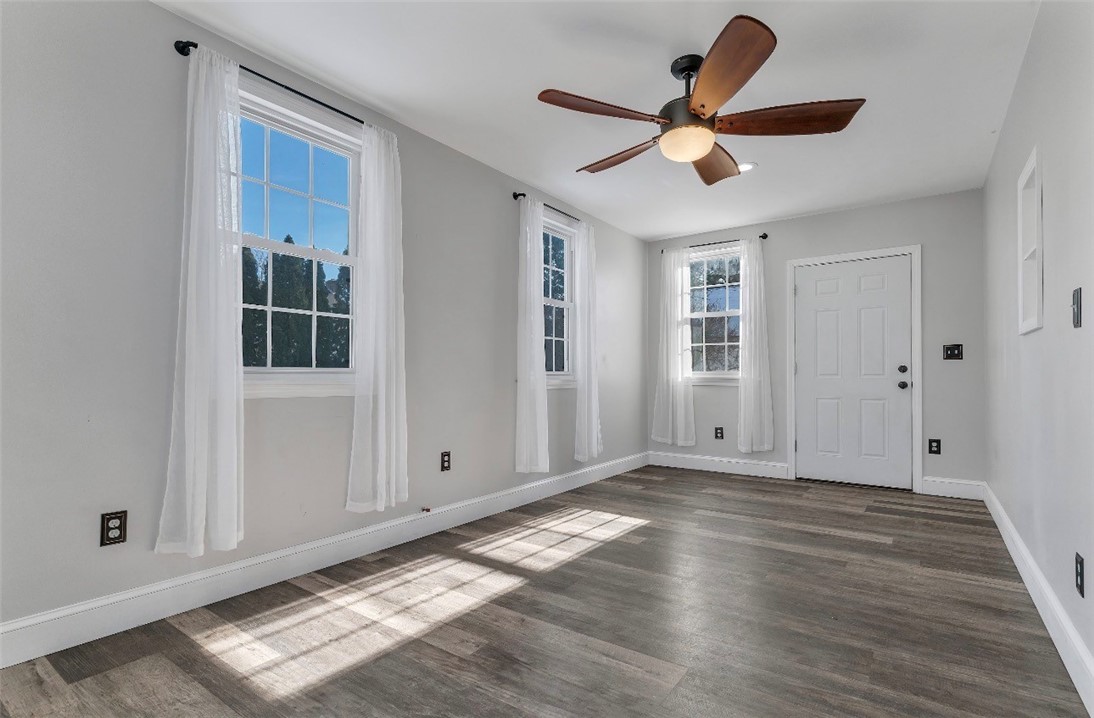 174 Littlefield Street Pawtucket, RI 02861 - Photo 6 of 24