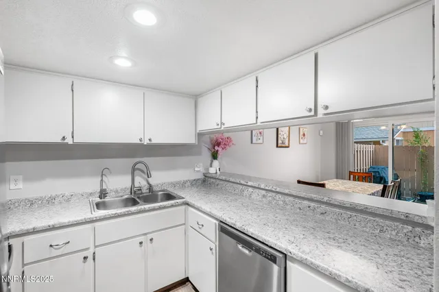 $325,000 | 1563 Steven Court, Sparks, NV 89431