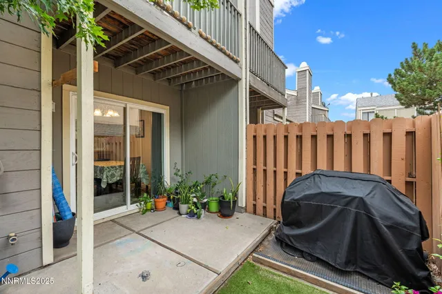 $325,000 | 1563 Steven Court, Sparks, NV 89431