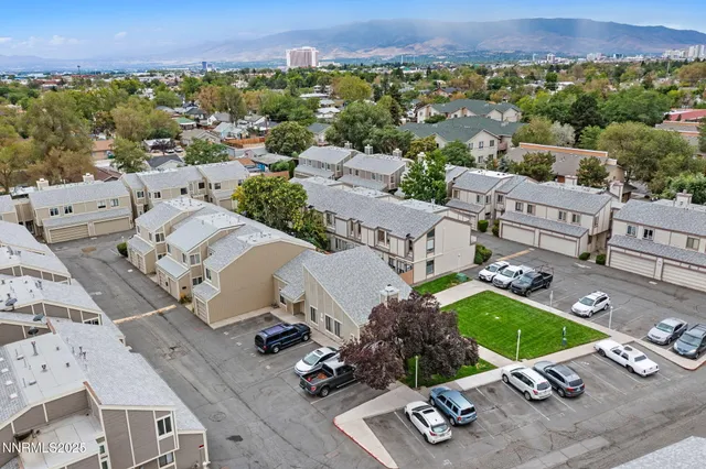 $325,000 | 1563 Steven Court, Sparks, NV 89431