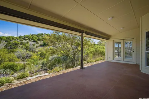 $745,000 | 145 Valley Home Road North, Comfort, TX 78013