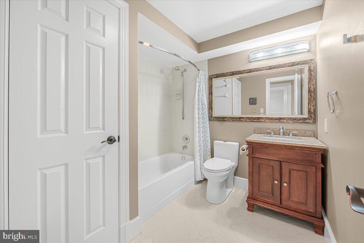 12324 Rivers Edge Drive Potomac, MD 20854 - Photo 50 of 74