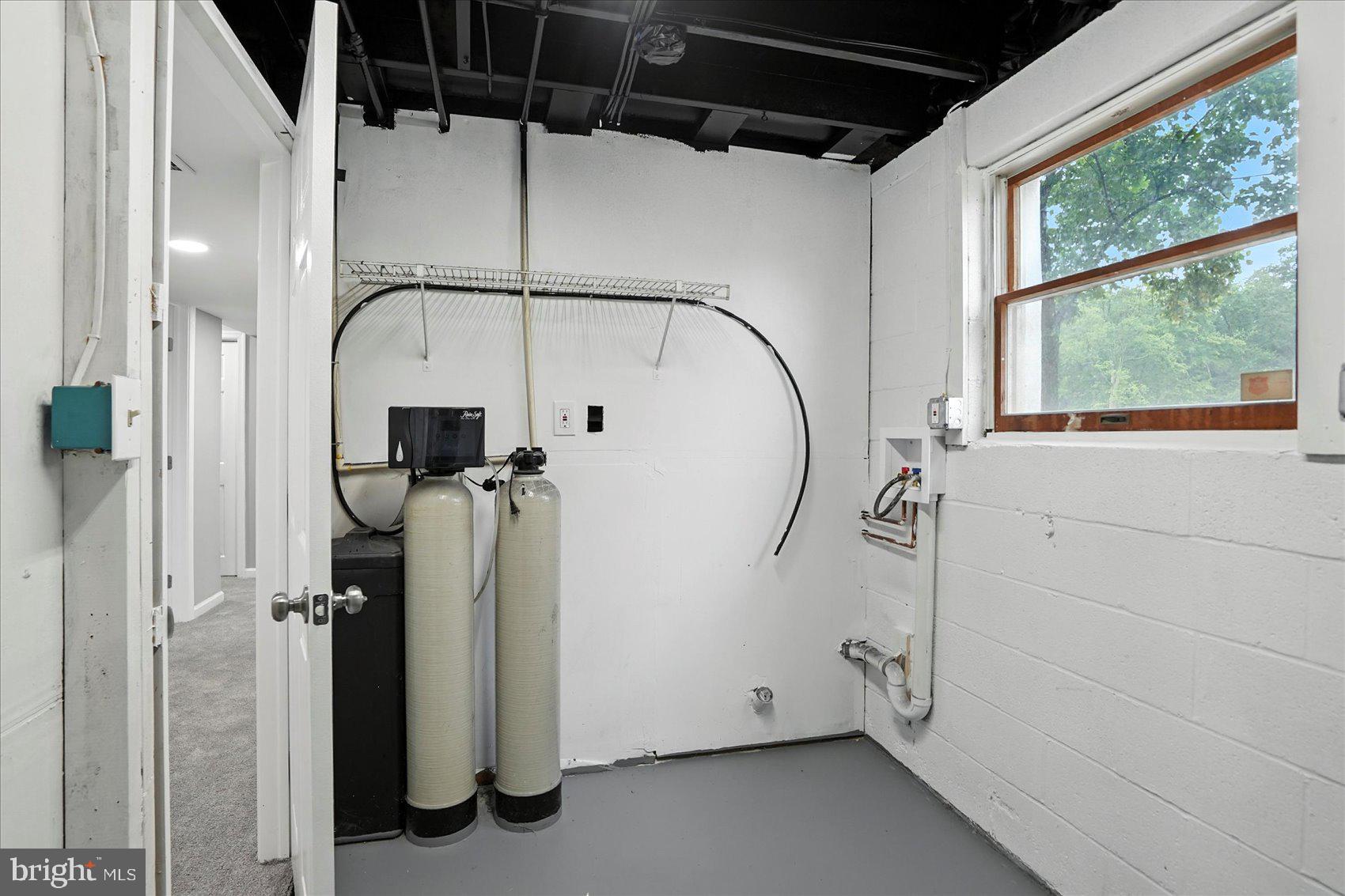 9884 Bird River Road Baltimore, MD 21220 - Photo 33 of 43 Gallery Image 33