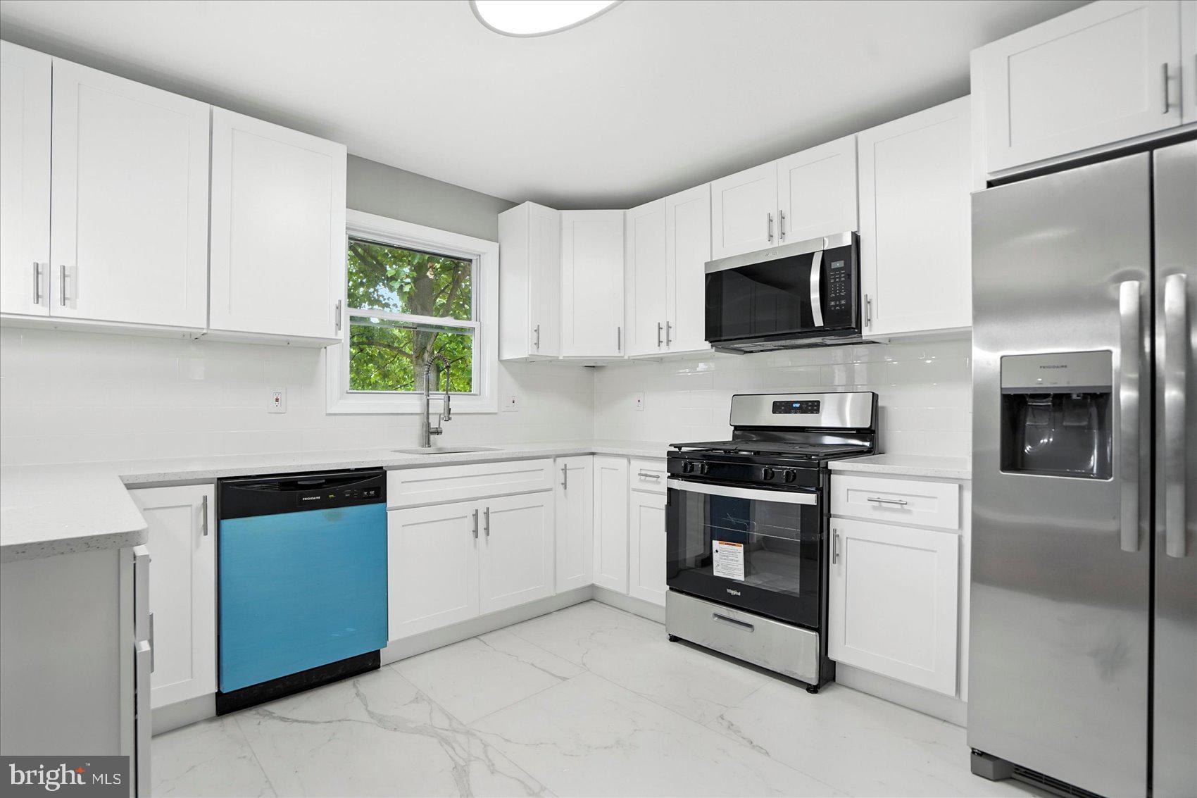 9884 Bird River Road Baltimore, MD 21220 - Photo 9 of 43 Gallery Image 9
