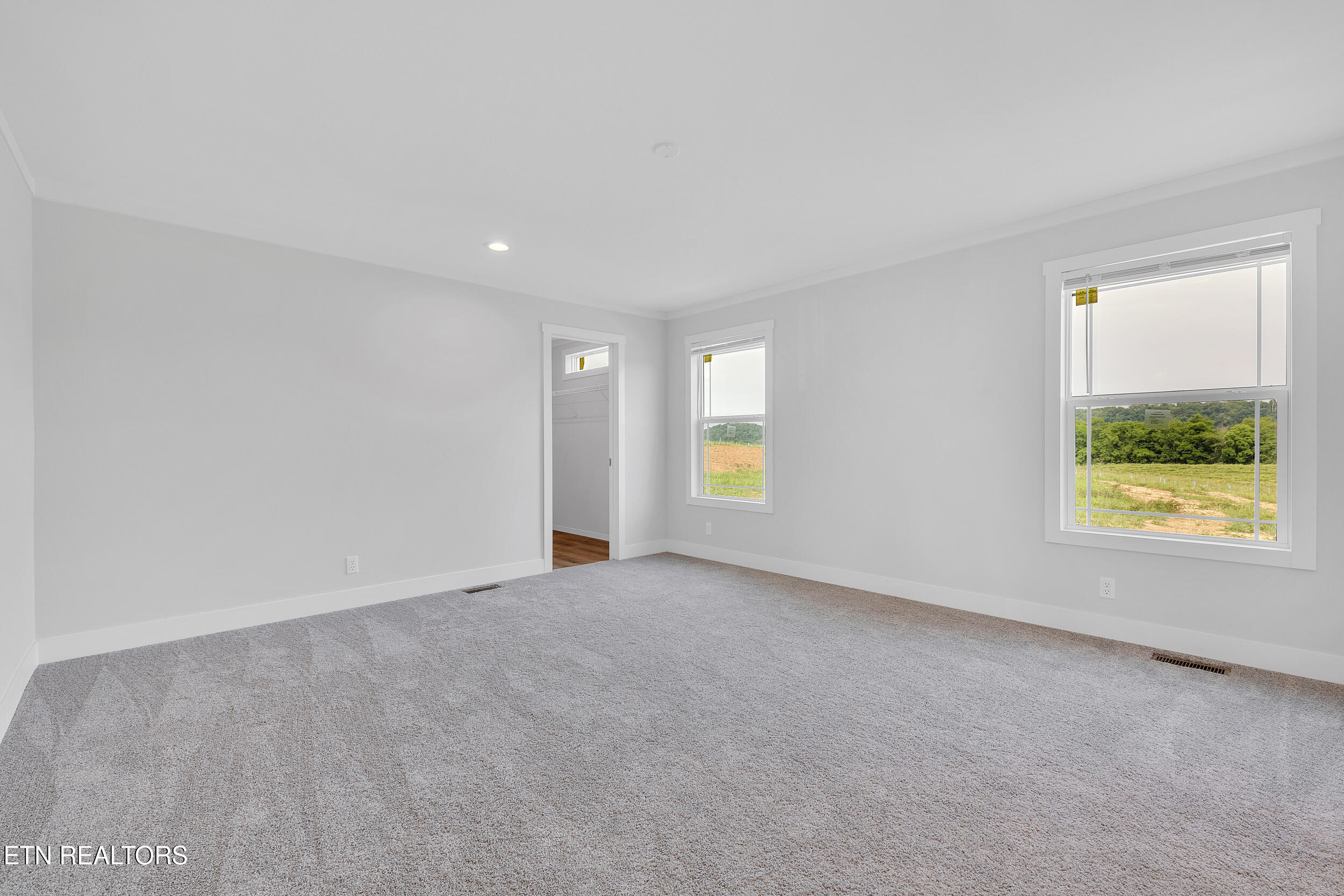 1559 River Path Morristown, TN 37813 - Photo 20 of 37 Main Suite