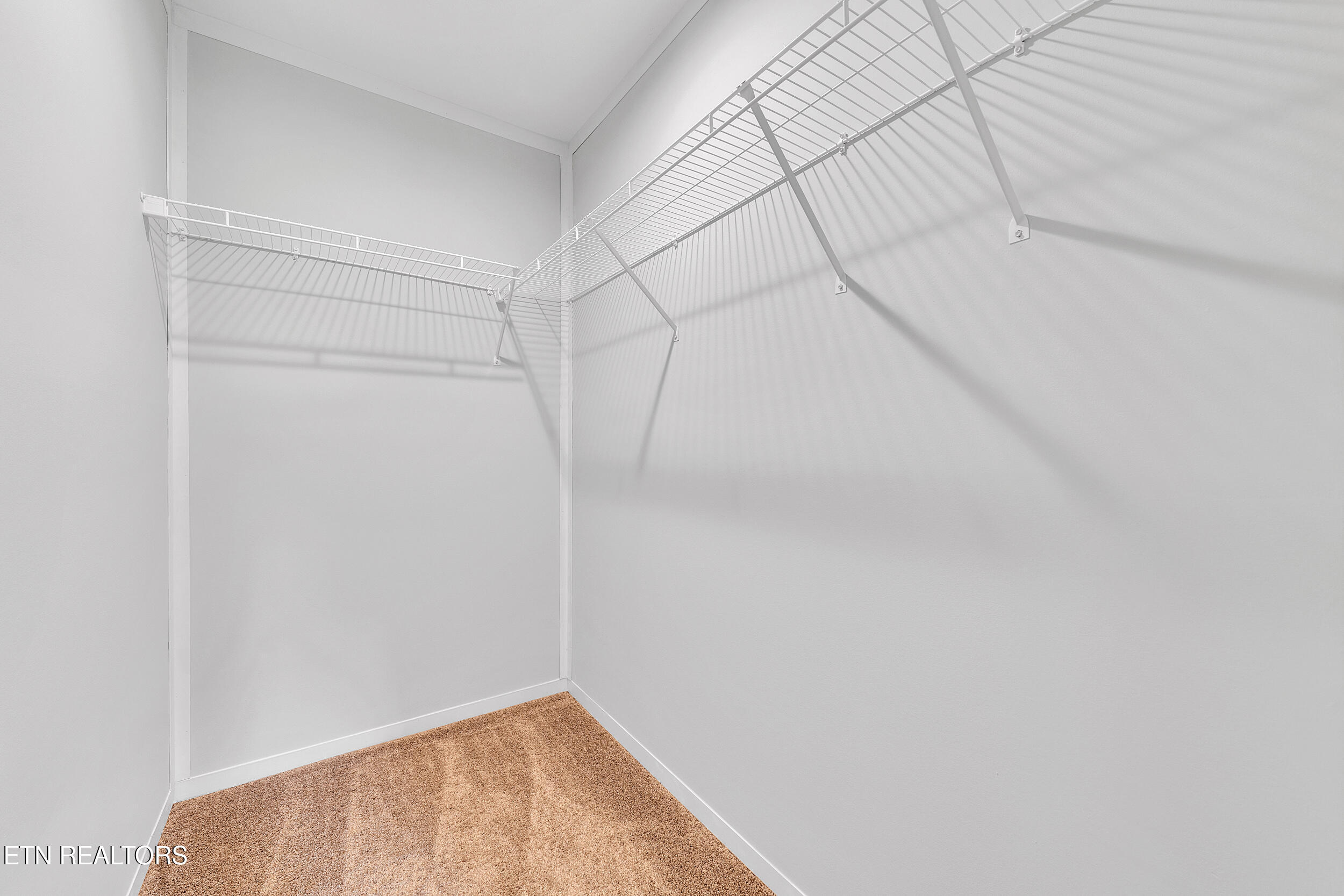 1559 River Path Morristown, TN 37813 - Photo 31 of 37 Closet