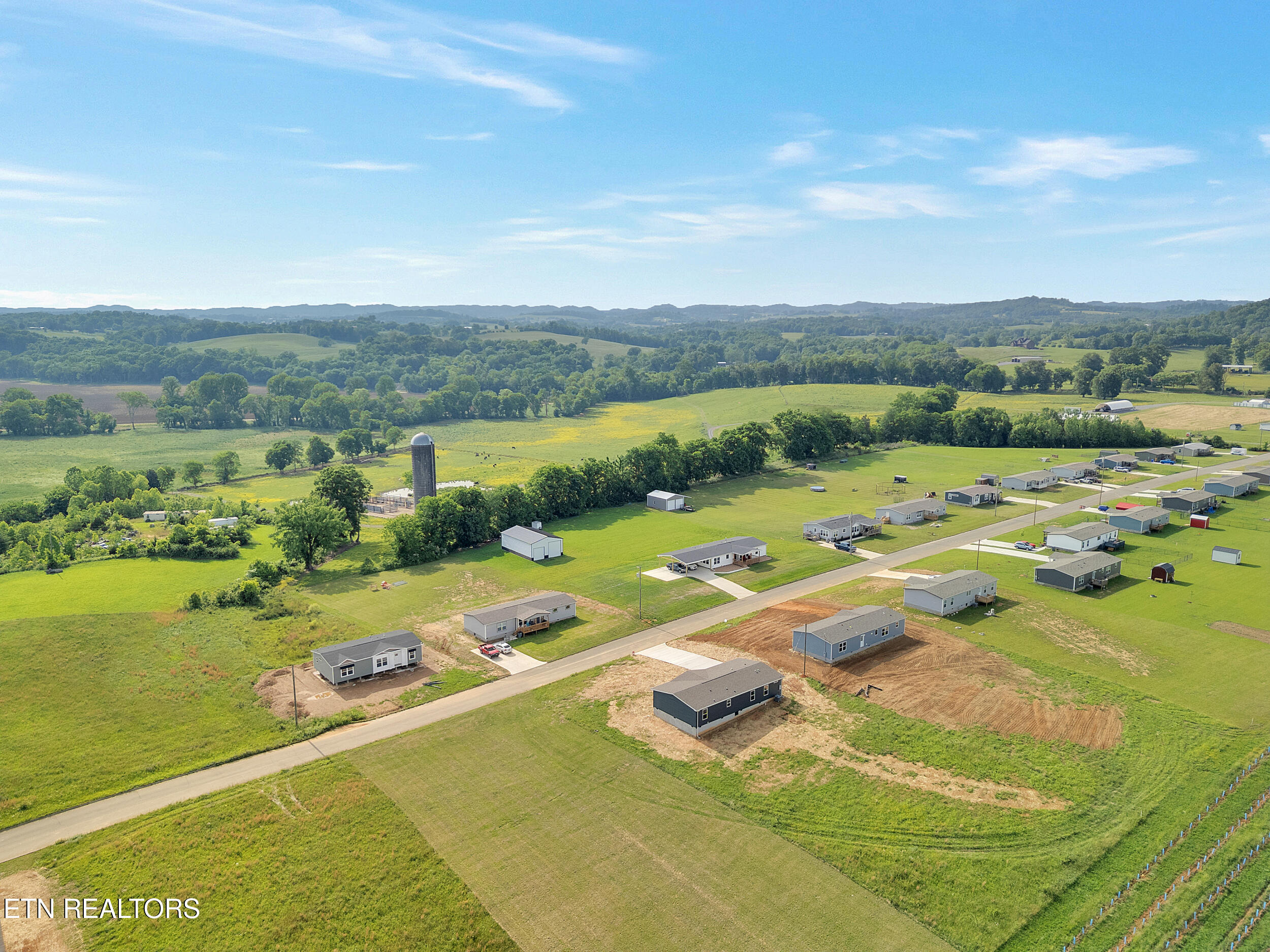1559 River Path Morristown, TN 37813 - Photo 5 of 37 Aerial Pic