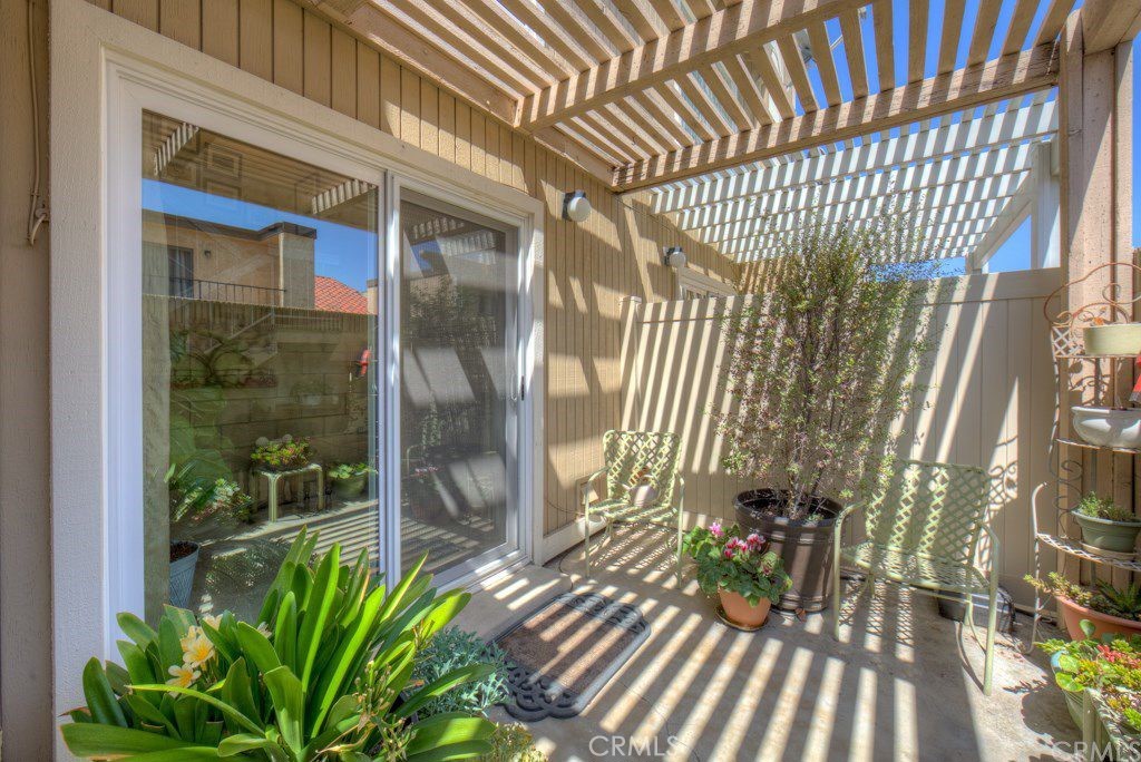 5568 Orange Cypress, CA 90630 - Photo 21 of 25