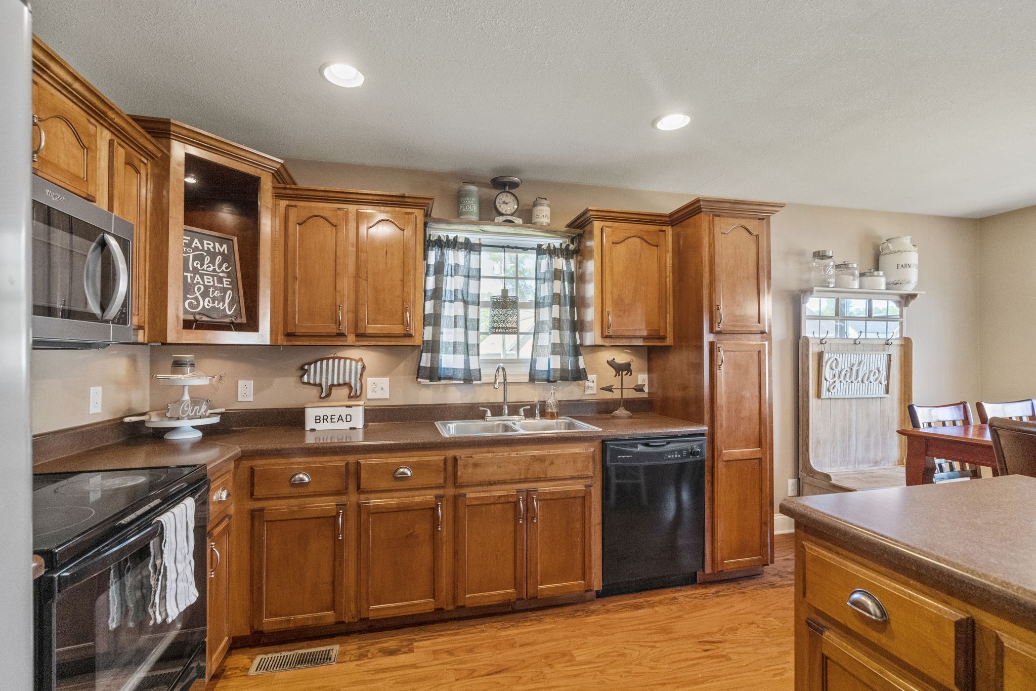 303 Gallop Lane Springfield, TN 37172 - Photo 16 of 32 Gallery Image 16