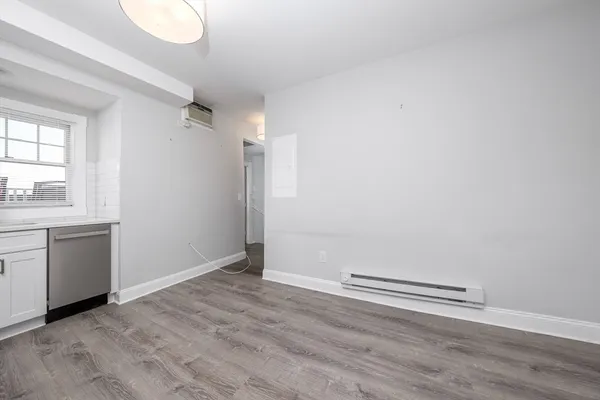 $2,900 | 351 East 8th Street, Unit 3, Boston, MA 02127