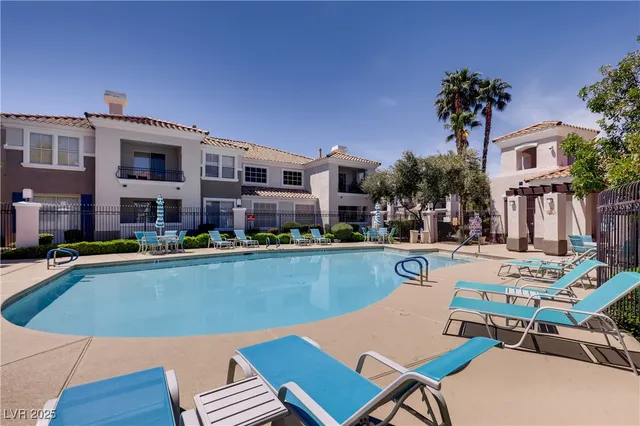 $299,900 | 2325 Windmill Parkway, Unit 1622, Henderson, NV 89074