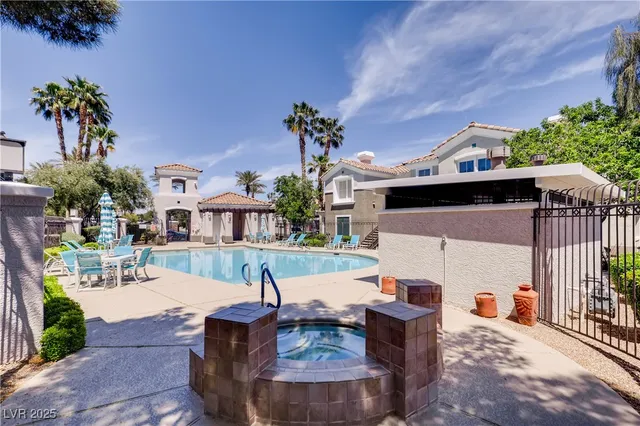 $299,900 | 2325 Windmill Parkway, Unit 1622, Henderson, NV 89074