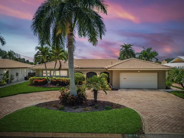 $8,500 | 2044 Michigan Avenue Northeast, St. Petersburg, FL 33703
