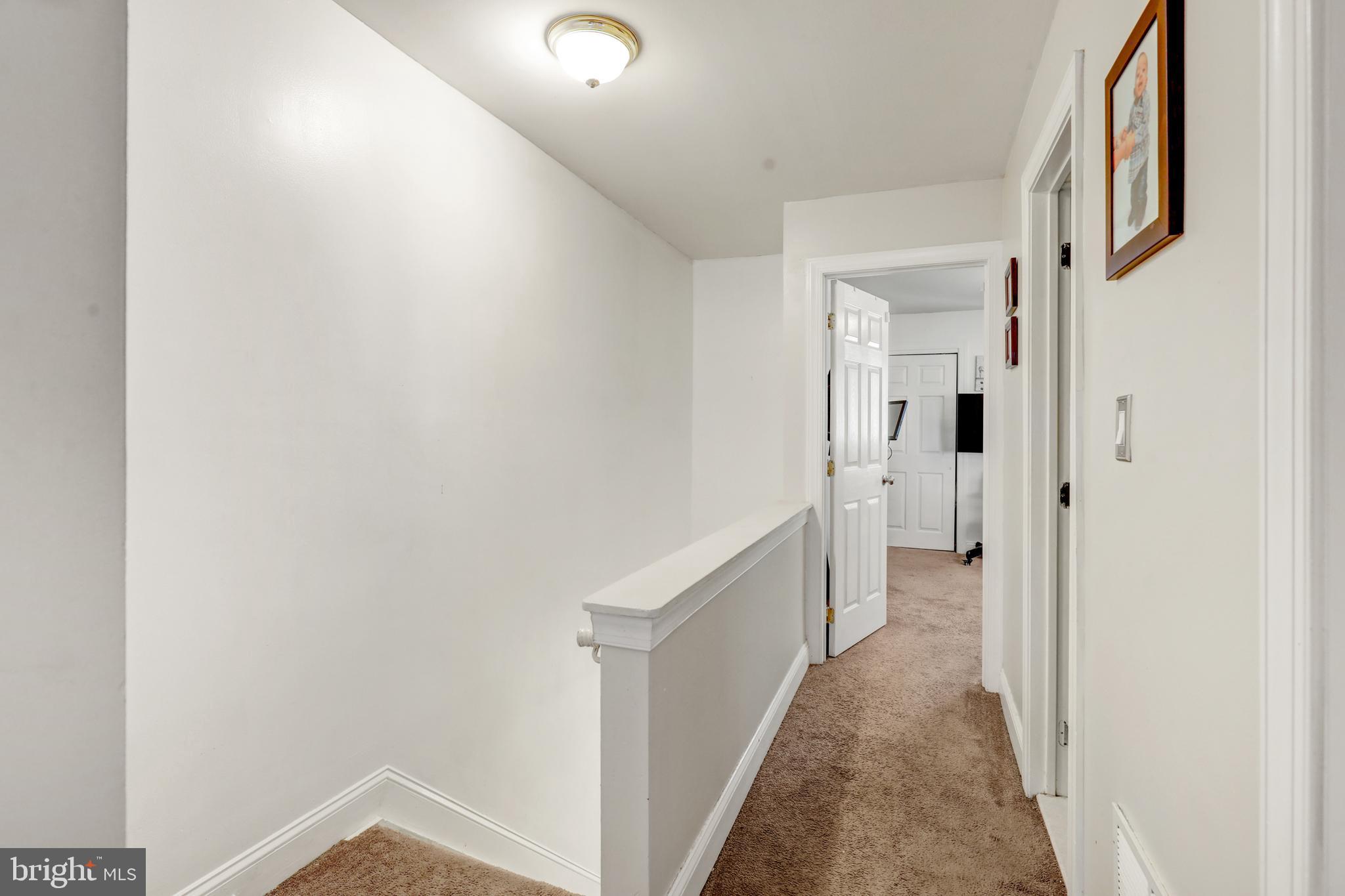 369 Bolton Road Hightstown, NJ 08520 - Photo 13 of 23 Upstairs hallway....