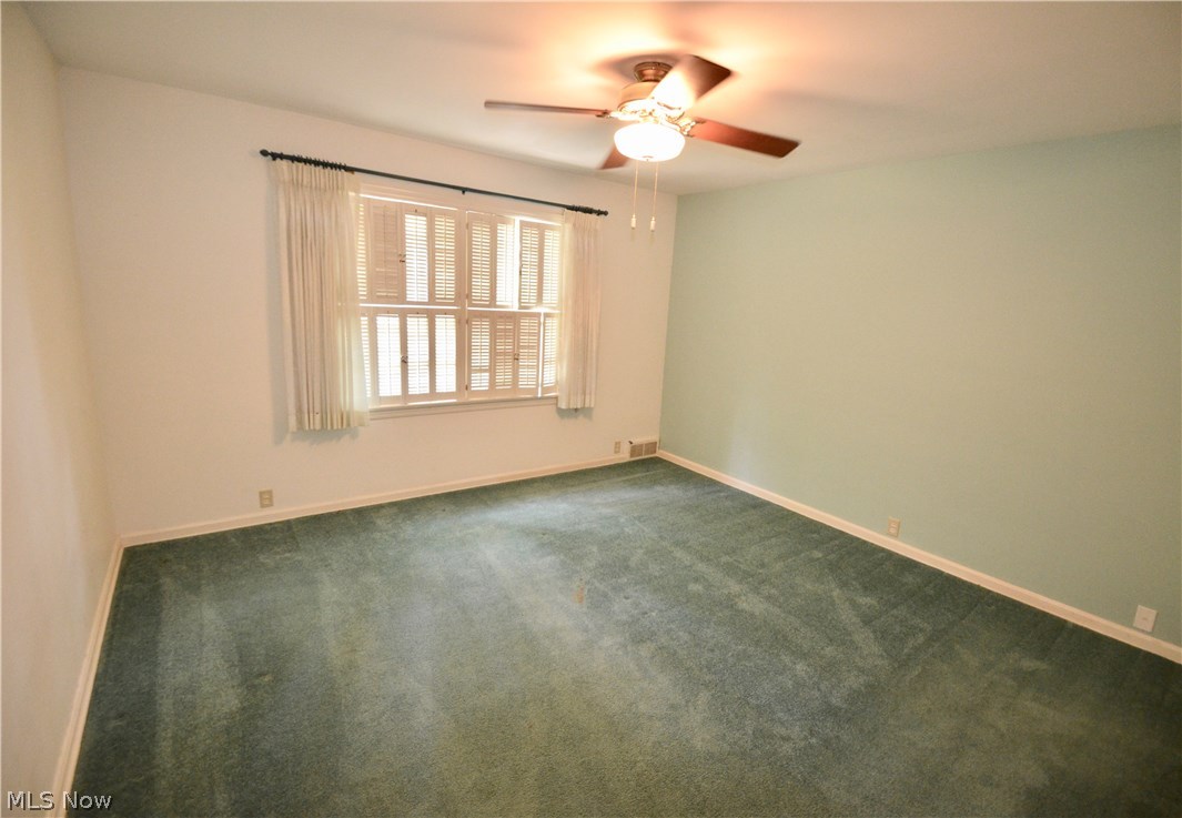 543 Rothrock Road Akron, OH 44333 - Photo 15 of 29 Bedroom #1