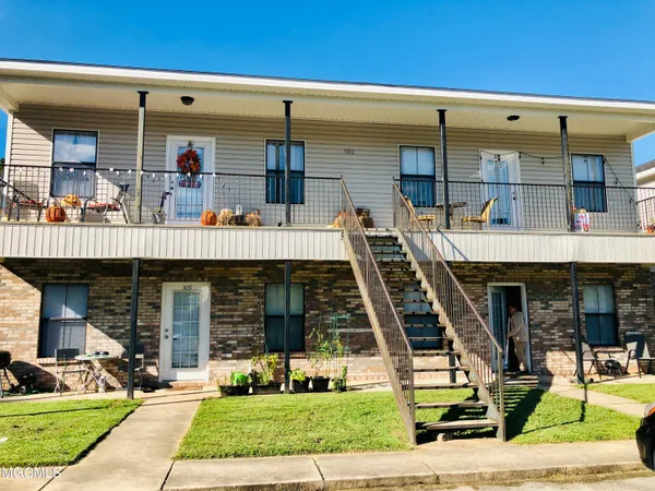 $995 | 15812 Adam Road, Unit 312, Biloxi, MS 39532