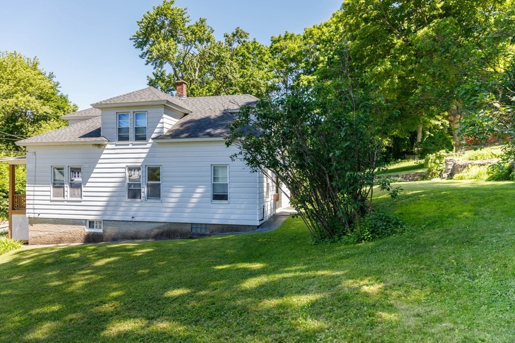 81 Monadnock Street Gardner, MA 01440 - Photo 23 of 27