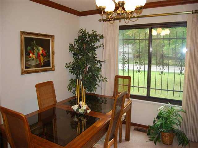 7818 Hoover Road Indianapolis, IN 46260 - Photo 9 of 11 Gallery Image 9
