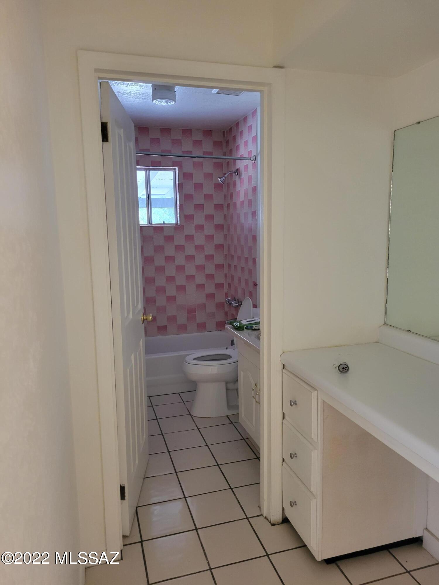 143 East Ruby Road Rio Rico, AZ 85648 - Photo 5 of 15