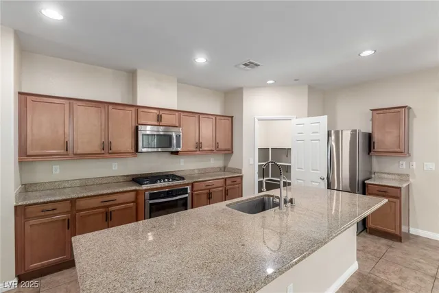 $2,395 | 945 Spiracle Avenue, Henderson, NV 89002