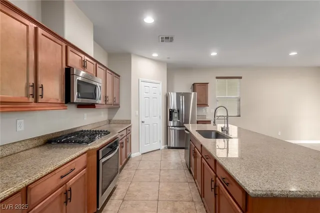 $2,395 | 945 Spiracle Avenue, Henderson, NV 89002