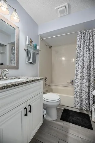 $279,900 | 4403 Sea Mist Drive, Unit 211, New Smyrna Beach, FL 32169