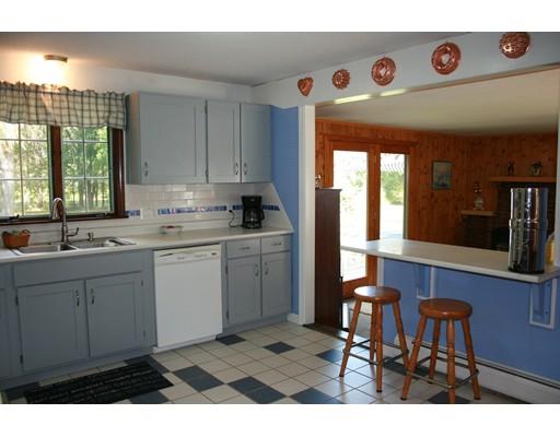 159 Sackett Road Westfield, MA 01085 - Photo 11 of 38 Gallery Image 11