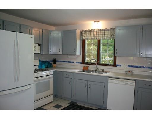 159 Sackett Road Westfield, MA 01085 - Photo 12 of 38 Gallery Image 12
