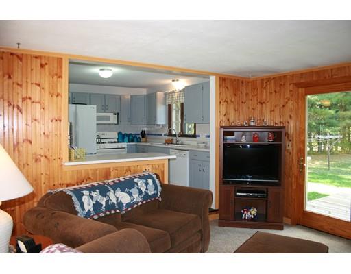 159 Sackett Road Westfield, MA 01085 - Photo 13 of 38 Gallery Image 13