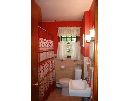159 Sackett Road Westfield, MA 01085 - Photo 14 of 38 Gallery Image 14